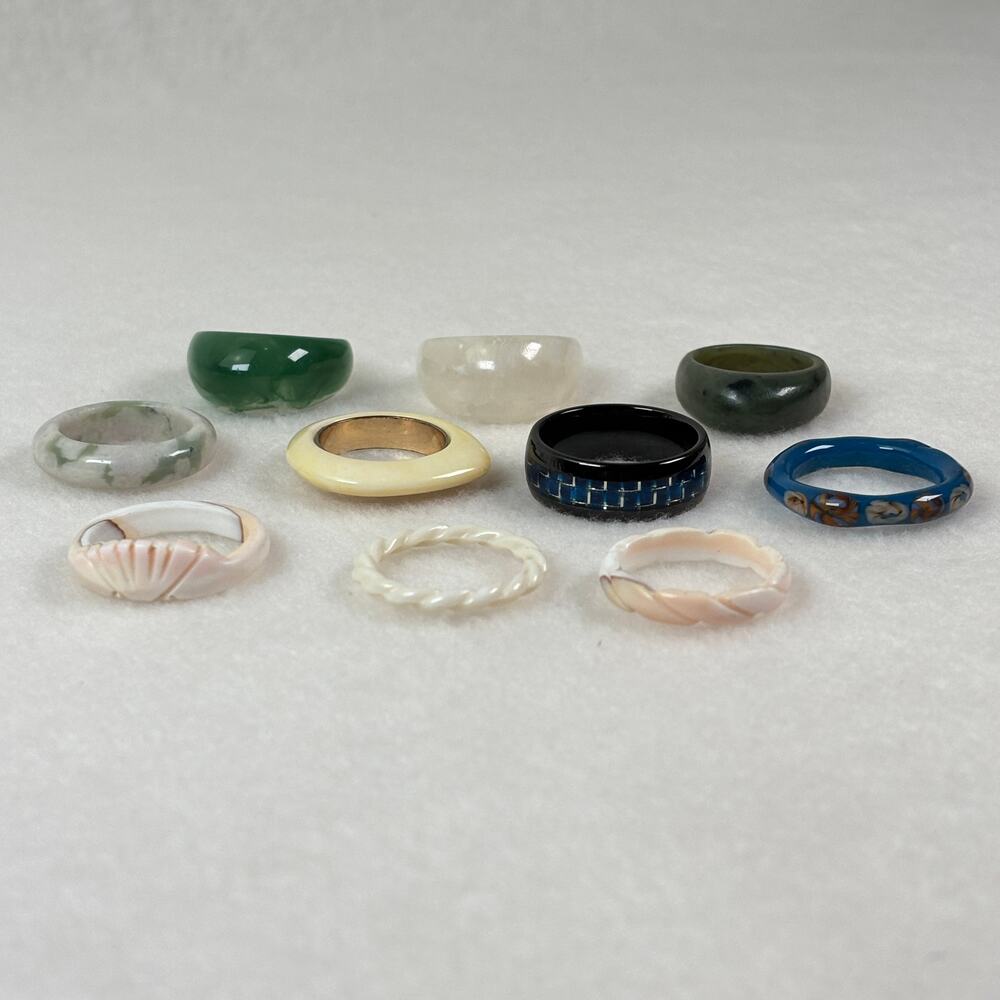 Lot of 10 Costume Rings, carved shell tungsten jade resin glasswork modern